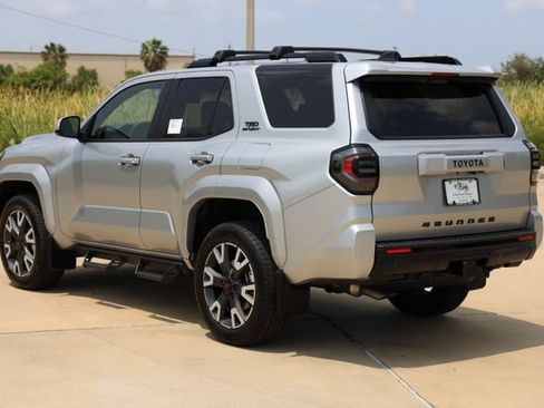 New 2026 Toyota 4Runner TRD Sport AWD/4WD image 6