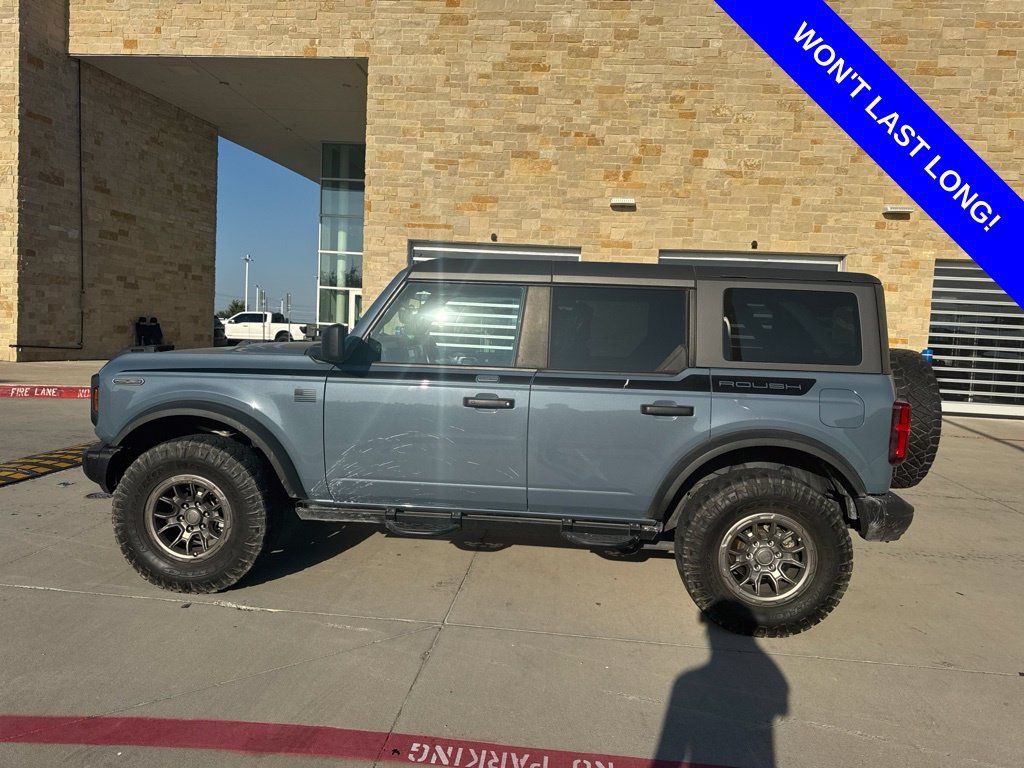 Used 2023 Ford Bronco Black Diamond AWD/4WD image 2