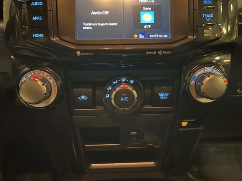 Used 2019 Toyota 4Runner TRD Off-Road image 20