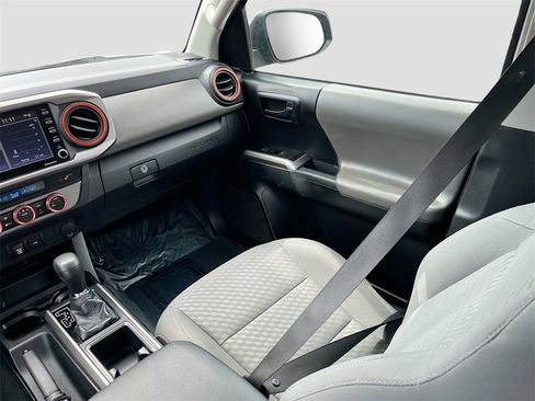 Used 2021 Toyota Tacoma SR5 image 21