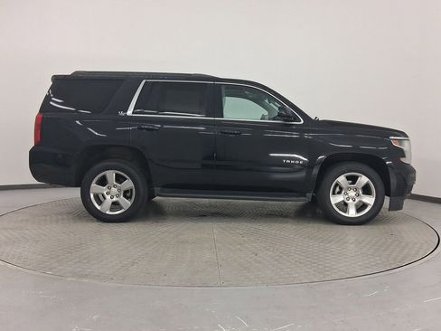 Used 2017 Chevrolet Tahoe LT image 8