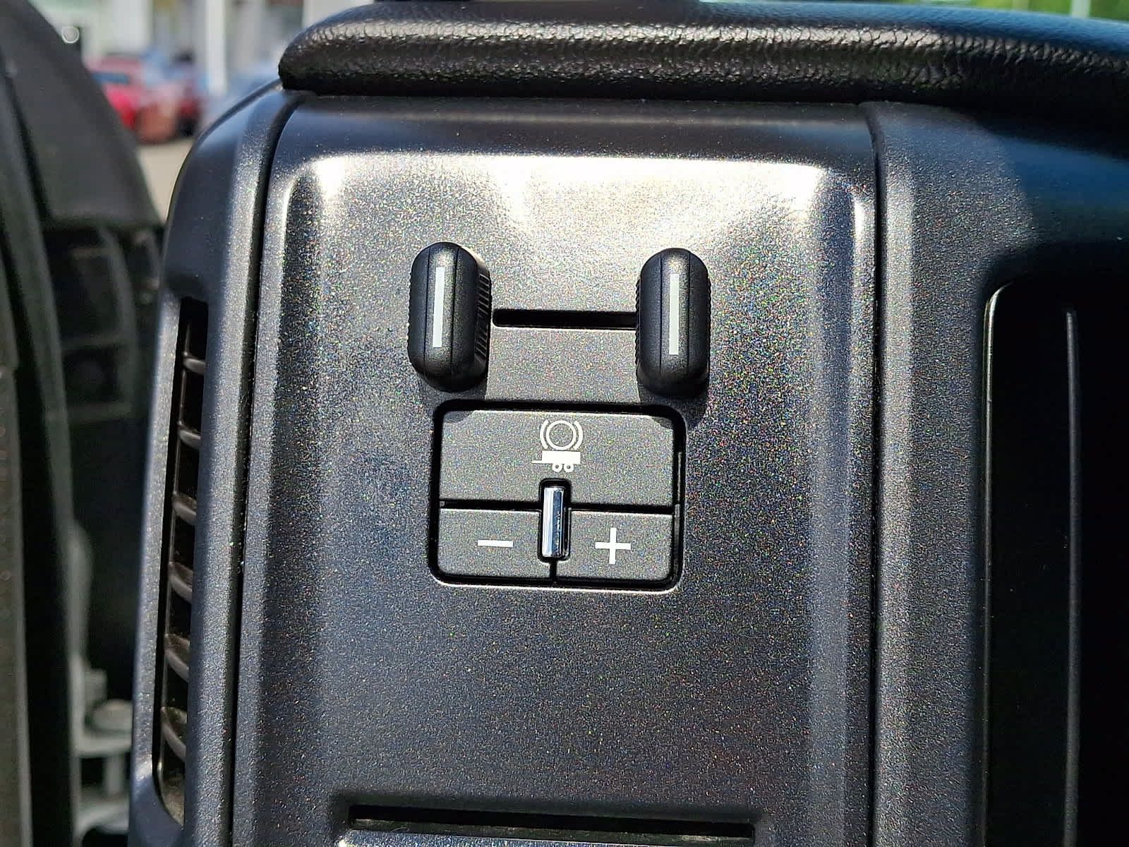 Used 2015 GMC Sierra 1500 4x4 Regular Cab w/ Sierra Convenience Package image 26