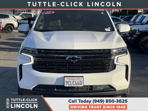 Used 2022 Chevrolet Tahoe RST w/ Luxury Package AWD/4WD image 2