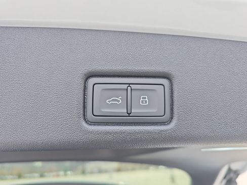 New 2025 Audi Q5 Premium Plus image 13