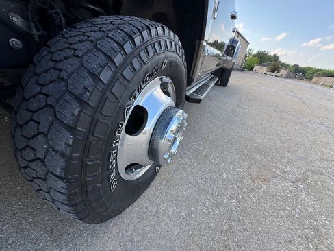 Used 2022 Ford F350 King Ranch w/ Chrome Package AWD/4WD image 12