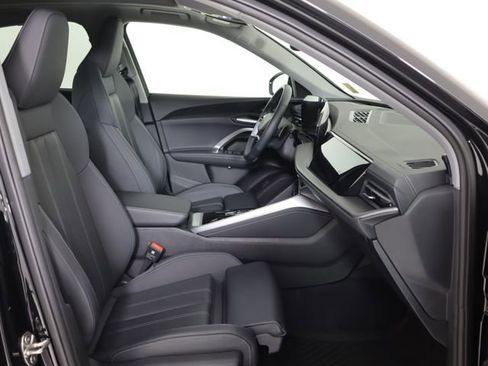 Certified 2025 Audi Q5 Premium Plus AWD/4WD image 13