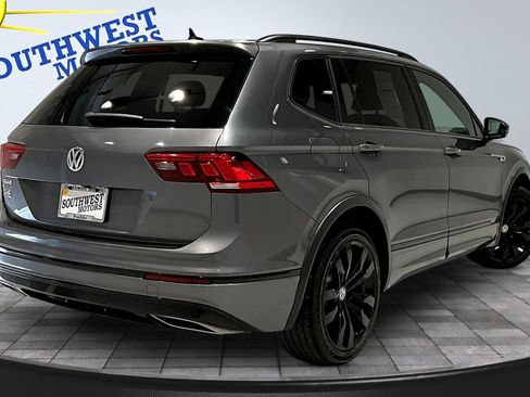 Used 2020 Volkswagen Tiguan SE R-Line image 6
