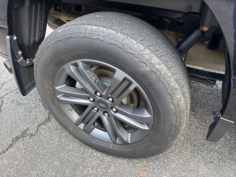 Used 2023 Ford F150 XLT w/ Equipment Group 302A High image 17