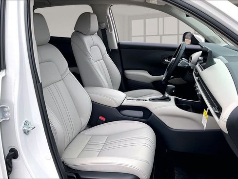 New 2026 Honda HR-V EX-L image 11