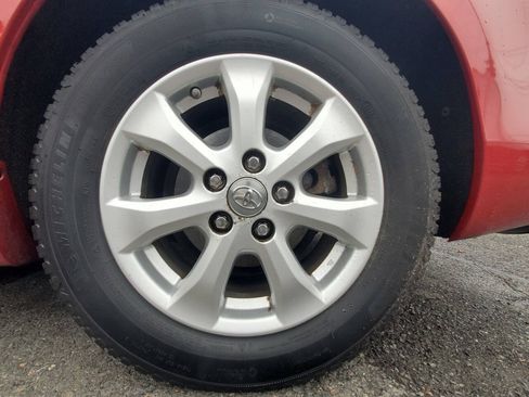 Used 2009 Toyota Camry LE FWD image 26