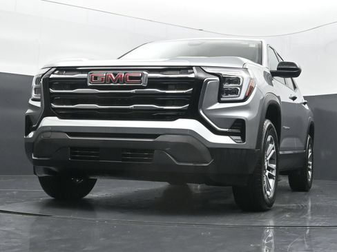 Used 2026 GMC Terrain Elevation FWD image 35
