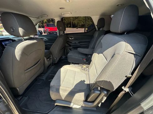 Used 2021 Chevrolet Traverse LT w/ LPO, Floor Liner Package image 25
