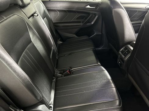 Used 2022 Volkswagen Tiguan SE image 24