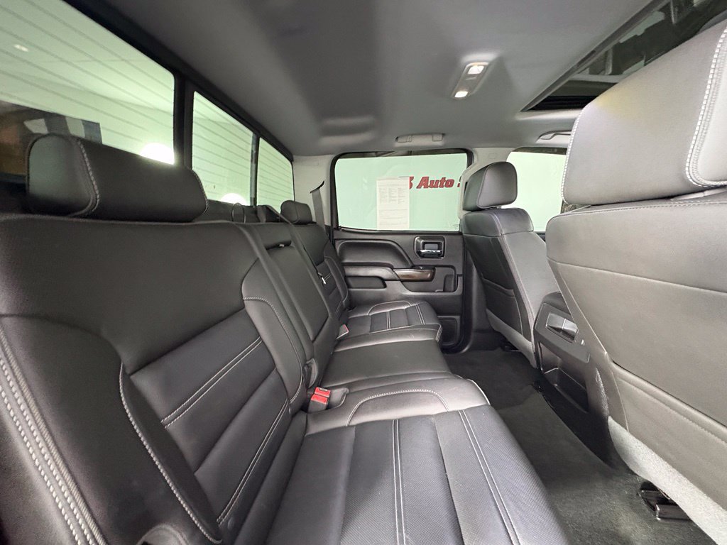 Used 2019 GMC Sierra 2500 Denali w/ Duramax Plus Package AWD/4WD image 48