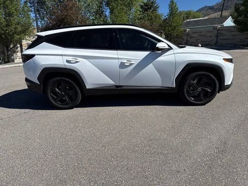 Used 2022 Hyundai Tucson Limited AWD/4WD image 15