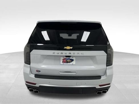 New 2026 Chevrolet Suburban High Country AWD/4WD image 17