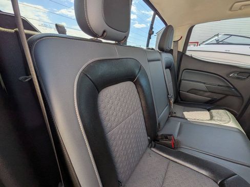Used 2019 Chevrolet Colorado Z71 AWD/4WD image 24