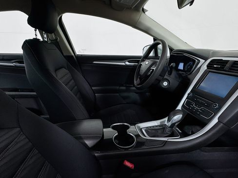 Used 2016 Ford Fusion SE image 27