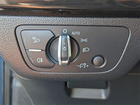 Used 2018 Audi Q5 2.0T Premium Plus w/ Premium Plus Package image 35