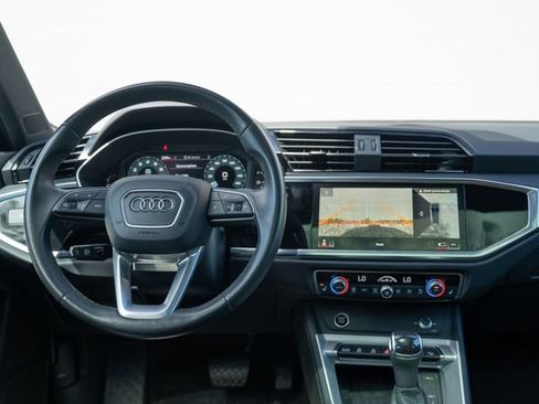 Used 2024 Audi Q3 2.0T Premium Plus w/ Premium Plus Package AWD/4WD image 22