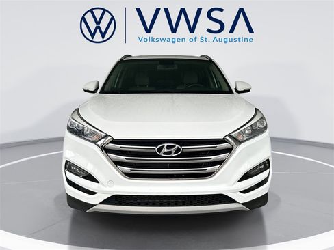 Used 2017 Hyundai Tucson Limited image 2