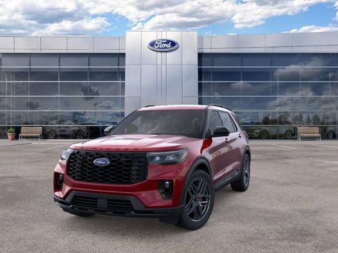 New 2026 Ford Explorer ST-Line w/ ST-Line Street Pack AWD/4WD image 2