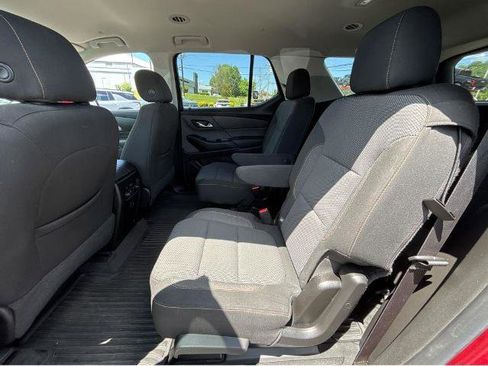 Used 2019 Chevrolet Traverse LT w/ LPO, Black Accent Package AWD/4WD image 25