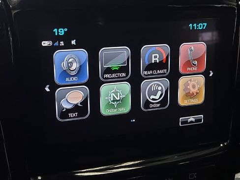 Used 2018 Chevrolet Traverse LT w/ LPO, Blackout Package image 15