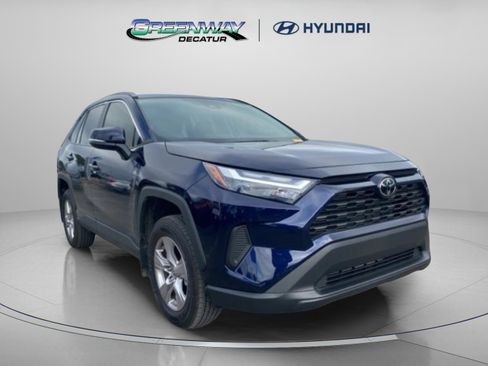 Used 2025 Toyota RAV4 XLE w/ Convenience Package image 1