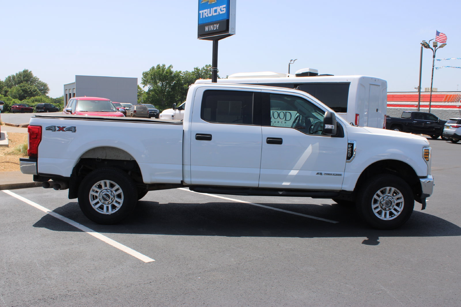 Used 2019 Ford F250 XLT w/ Snow Plow Prep Package AWD/4WD image 9