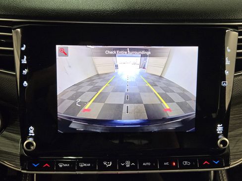 Used 2022 Jeep Wagoneer Series II image 17