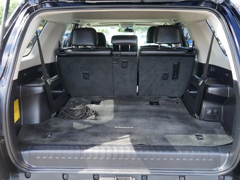 Used 2012 Toyota 4Runner SR5 w/ Convenience Pkg AWD/4WD image 8