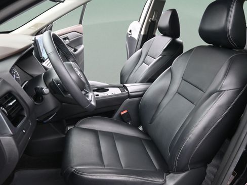 Used 2023 Nissan Rogue SL w/ SL Premium Package FWD image 22