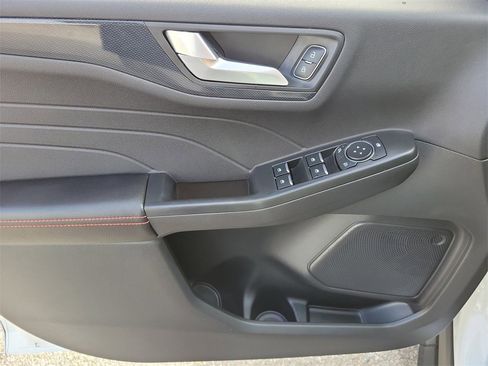 Used 2024 Ford Escape ST-Line w/ Equipment Group 301A image 22