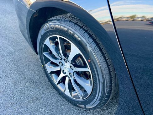 Used 2015 Acura TLX w/ Technology Package image 15