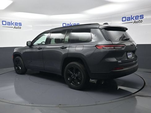 Used 2022 Jeep Grand Cherokee L Limited w/ Luxury Tech Group II AWD/4WD image 5