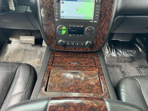 Used 2013 GMC Yukon Denali image 21