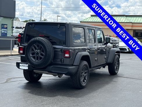 Used 2025 Jeep Wrangler Unlimited Sport AWD/4WD image 3
