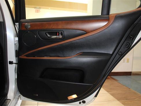 Used 2011 Lexus LS 460 image 37