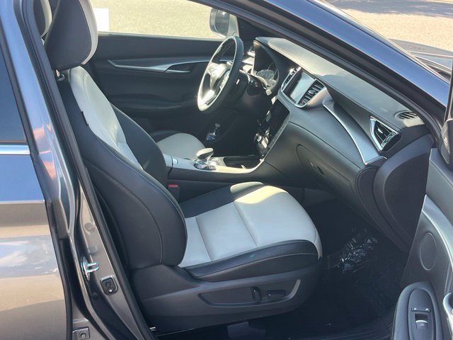 Certified 2022 INFINITI QX55 Luxe w/ Cargo Package AWD/4WD image 9