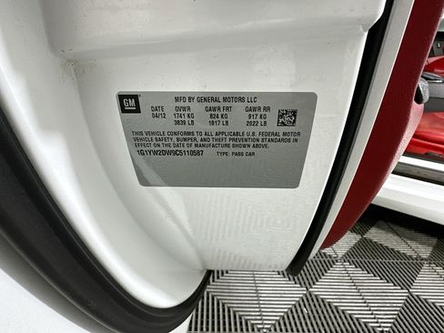 Used 2012 Chevrolet Corvette Grand Sport w/ 3LT Preferred Equipment Group image 12