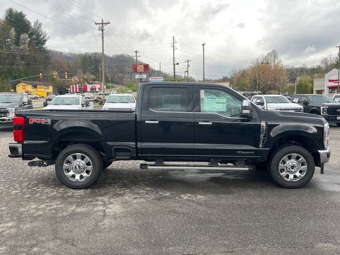 New 2025 Ford F250 Lariat w/ Chrome Package image 2