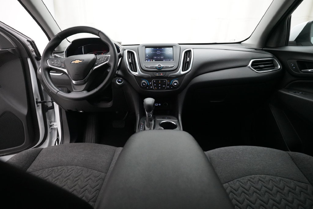 Used 2024 Chevrolet Equinox LT AWD/4WD image 5