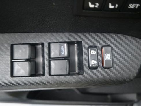 Used 2014 Toyota RAV4 Limited FWD image 9