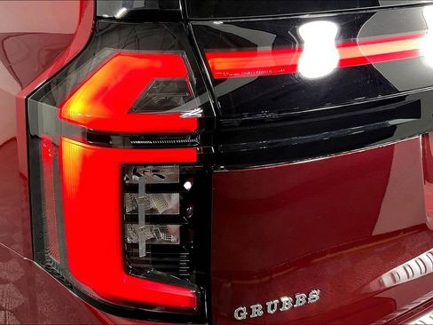 New 2026 Nissan Armada Platinum Reserve image 38