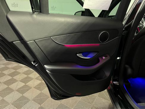 Used 2022 Mercedes-Benz GLC 300 4MATIC image 25