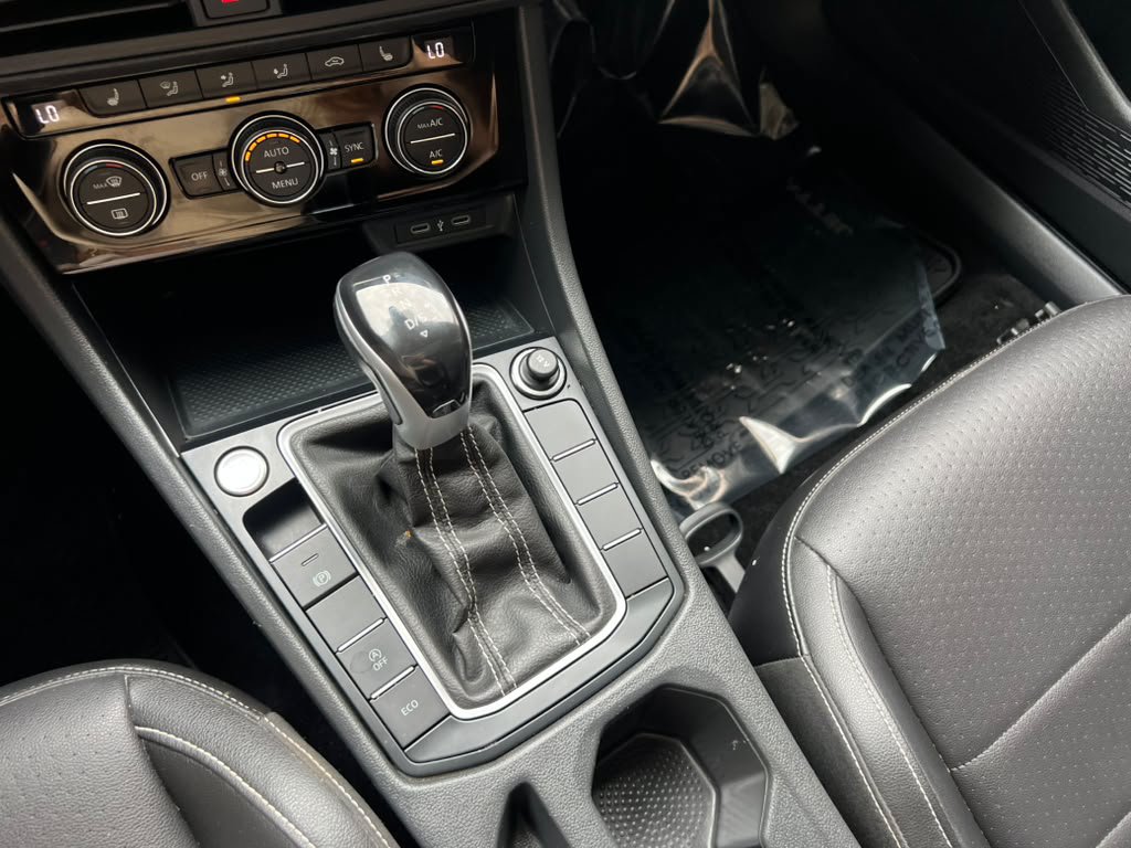 Used 2023 Volkswagen Jetta SE FWD image 18