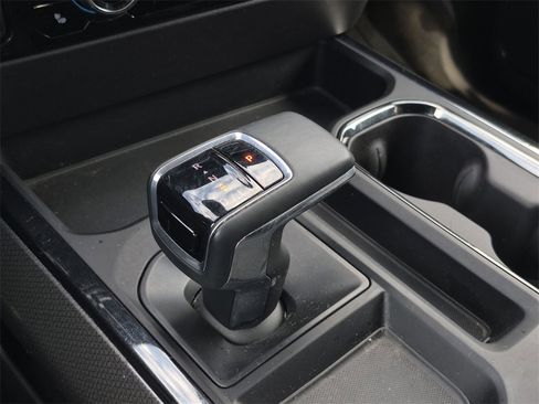 Used 2024 Chevrolet Silverado 1500 ZR2 w/ Technology Package image 24