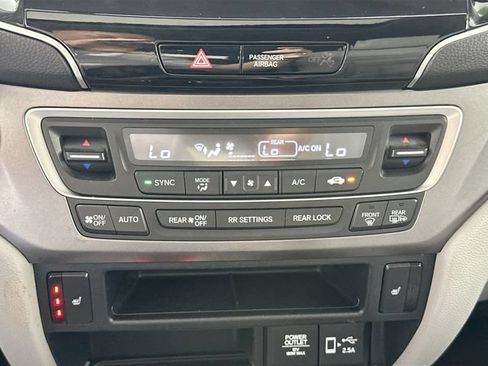 Used 2022 Honda Pilot Special Edition image 14