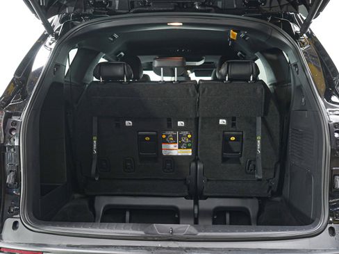 Certified 2025 Toyota Sienna XLE Woodland Edition AWD/4WD image 19